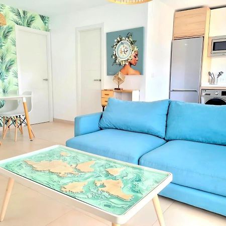 Apartamento Moderno Y Con Estilo En La Carihuela Torremolinos Exteriör bild
