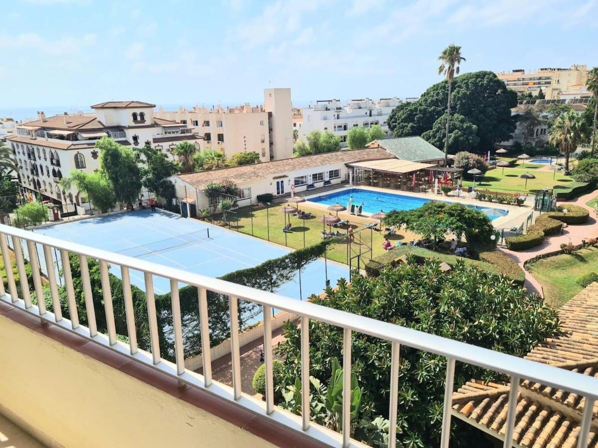 Apartamento Moderno Y Con Estilo En La Carihuela Torremolinos Exteriör bild