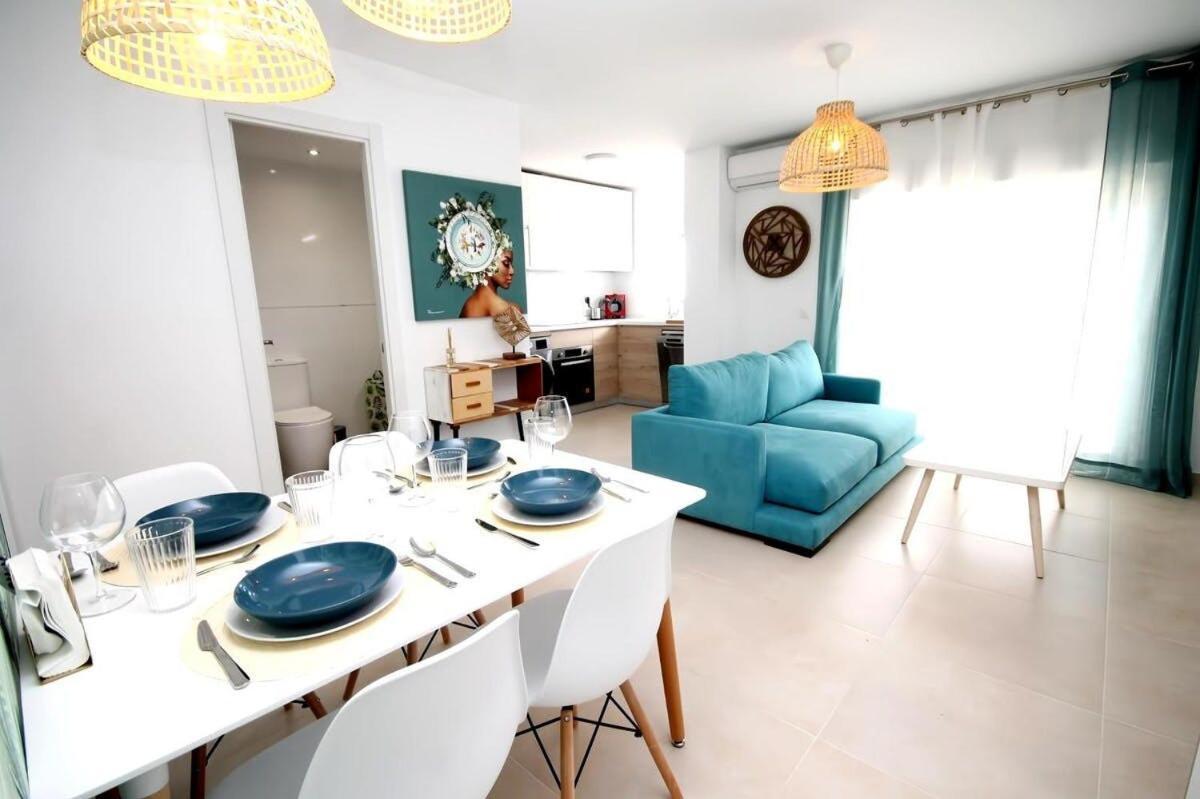 Apartamento Moderno Y Con Estilo En La Carihuela Torremolinos Exteriör bild